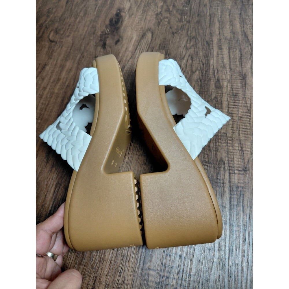 Crocs Women BROOKLYN WOVEN SLIDE HEEL Tan White Sandals Womens Size 8 - Picture 5 of 10